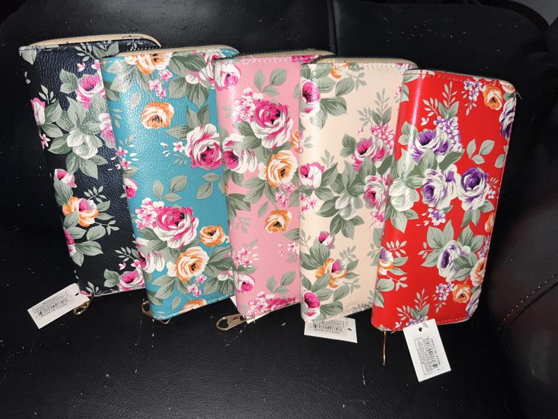 Floral wallet 