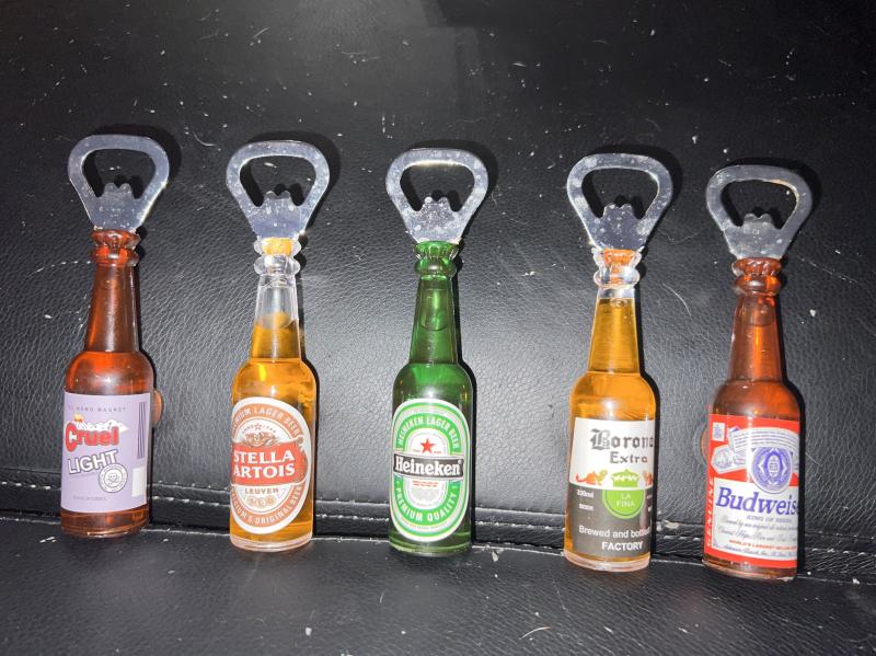  BEER BOTTLE SHAPE OPENER