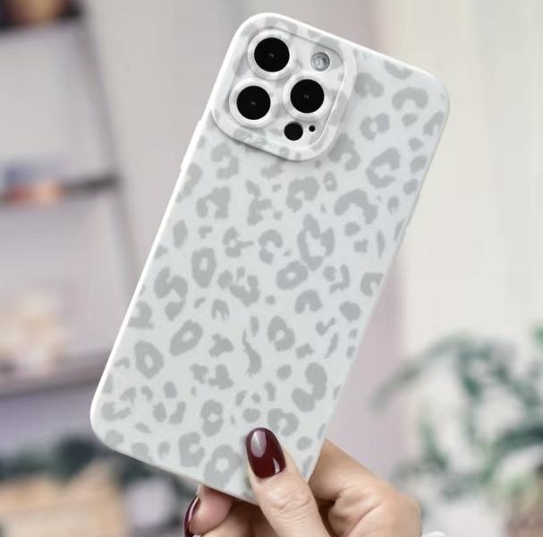 PHONE CASE - IPhone 13 pro max phone case (Silver cheetah)