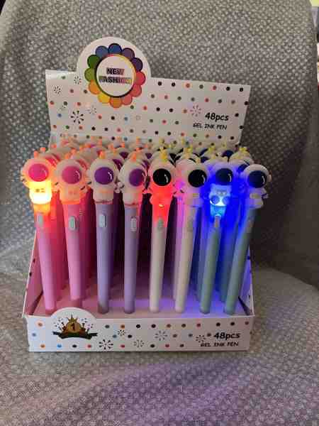  Light up Spaceman gel pens 