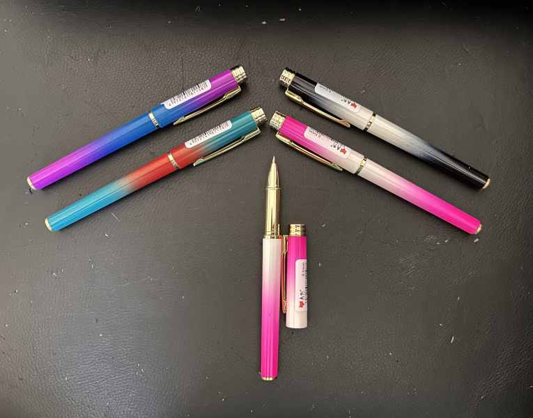  Pens 