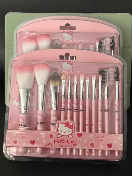 Hello kitty make up brush sets