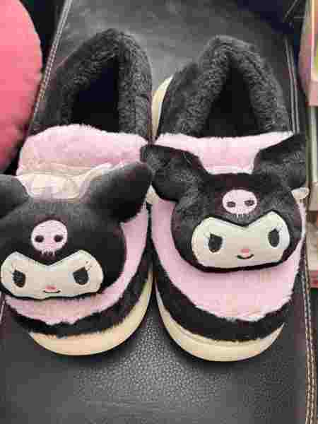 Kuromi slippers (Kids 3-4  adults 5-6)