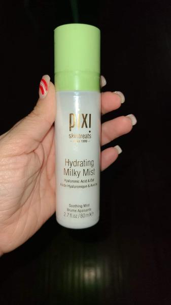 Pixie skintreats hydrating milky mist