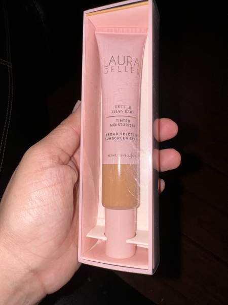 LAURA GELLER  Lightweight Tinted Moisturizer - Medium 230