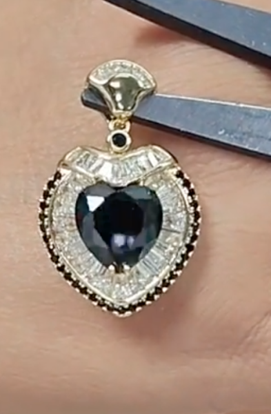 14K Blk heart pendent 