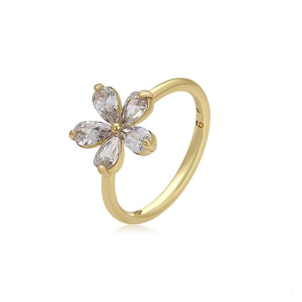 14K flower ring - Size. 7,8,9