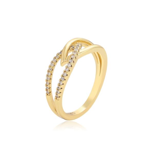 14K ring - Size. 6,7,8,9,10