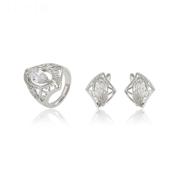 WG earring n ring set Size. 6