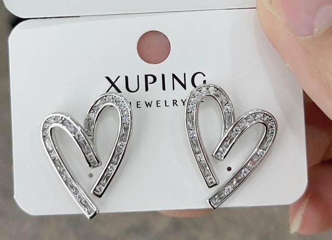 WG open heart earrings 