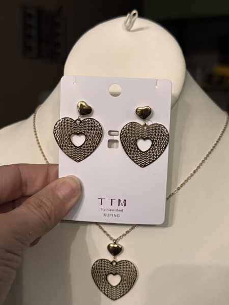 TTM 14K medium heart set (chain & earrings) 