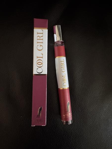 Red Heel perfume 