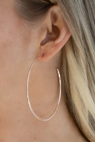 DONT LOSE YOUR EDGE - ROSE GOLD HOOP EARRINGS - PAPARAZZI